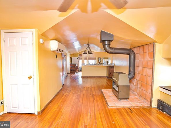 2306 N 52nd Street, Philadelphia PA 19131