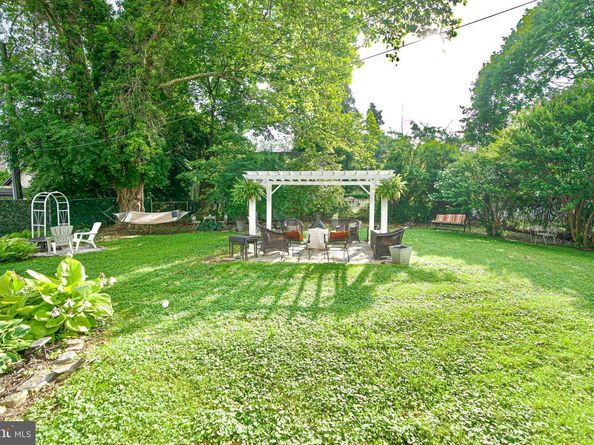 2306 N 52nd Street, Philadelphia PA 19131