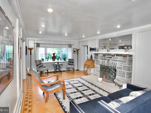 2306 N 52nd Street, Philadelphia PA 19131