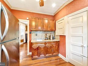 5822 Cedarhurst Street, Philadelphia PA 19143