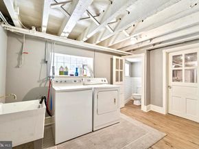 5822 Cedarhurst Street, Philadelphia PA 19143