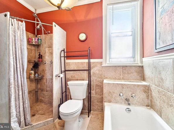 5822 Cedarhurst Street, Philadelphia PA 19143