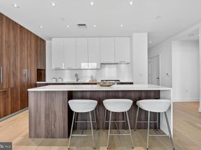 1650 Silver Hill Drive 1901, Mclean VA 22102