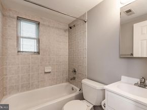 608 Jefferson Street NW 302, Washington DC 20011