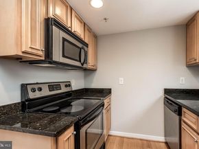 608 Jefferson Street NW 302, Washington DC 20011