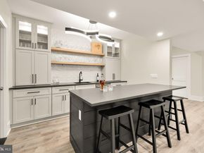 1216 Earnestine Street, Mclean VA 22101