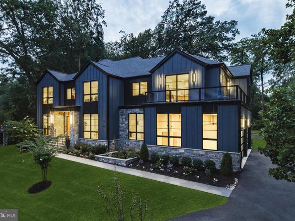 1216 Earnestine Street, Mclean VA 22101