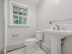 542 Upper Weadley Road, Wayne PA 19087