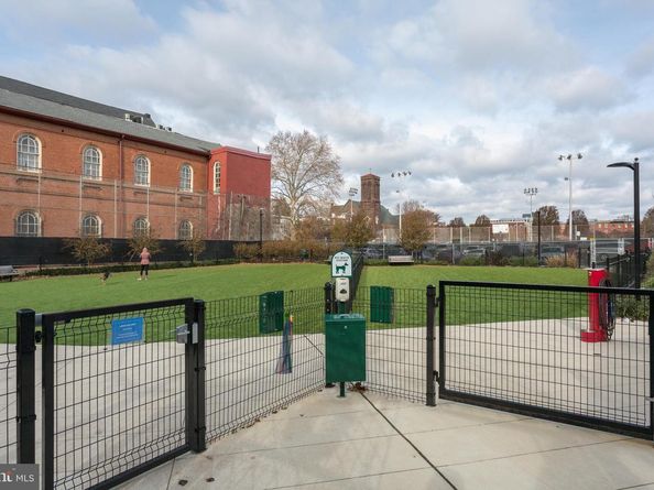 2024 Green Street 1, Philadelphia PA 19130
