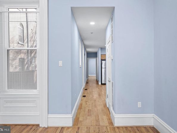 2024 Green Street 1, Philadelphia PA 19130