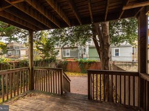 2024 Green Street 1, Philadelphia PA 19130