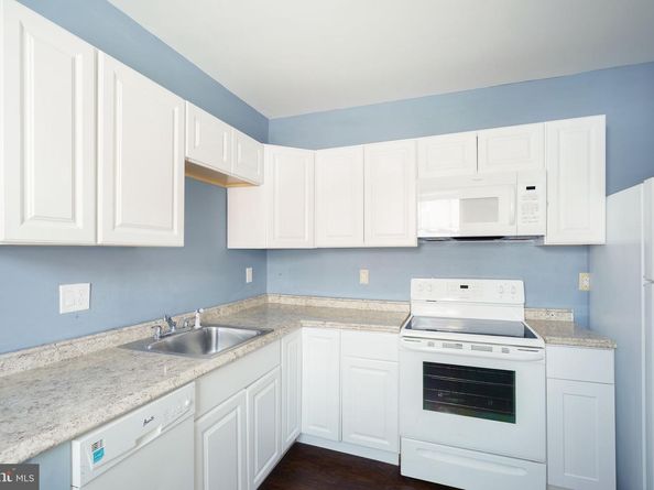 1833 S 22nd Street, Philadelphia PA 19145