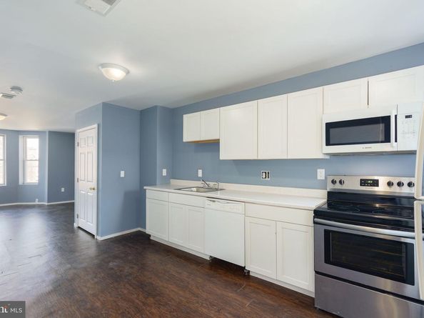 1833 S 22nd Street, Philadelphia PA 19145