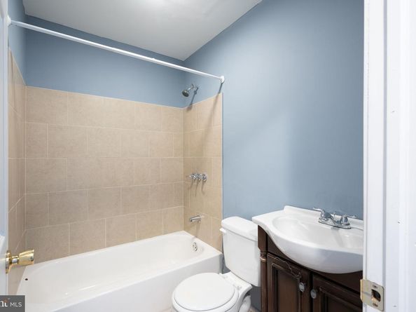 1833 S 22nd Street, Philadelphia PA 19145
