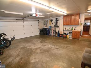 104 Silverleaf Court, Sterling VA 20164