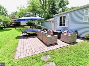 104 Silverleaf Court, Sterling VA 20164