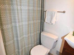 104 Silverleaf Court, Sterling VA 20164