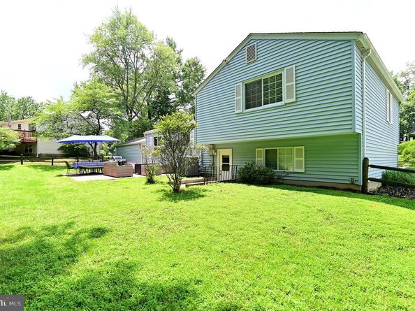 104 Silverleaf Court, Sterling VA 20164