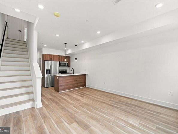 947 N 47TH Street 2, Philadelphia PA 19131