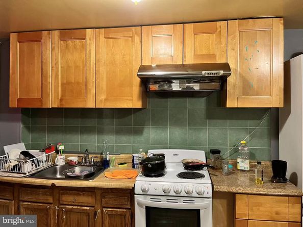 1818 S 8TH Street, Philadelphia PA 19148