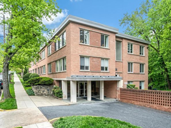 3033 New Mexico Avenue NW 306, Washington DC 20016