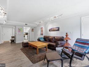 7600 Tremayne Place 110, Mclean VA 22102