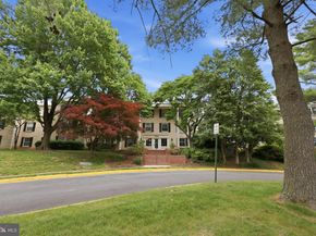 7600 Tremayne Place 110, Mclean VA 22102
