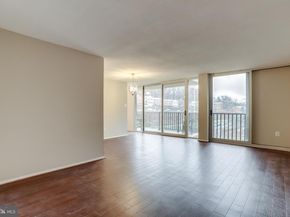 4600 S Four Mile Run Drive 226, Arlington VA 22204