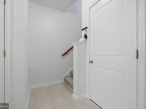 22920 Lacey Oak Terrace, Sterling VA 20166