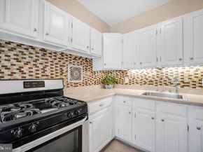 2414 Vista Street, Philadelphia PA 19152