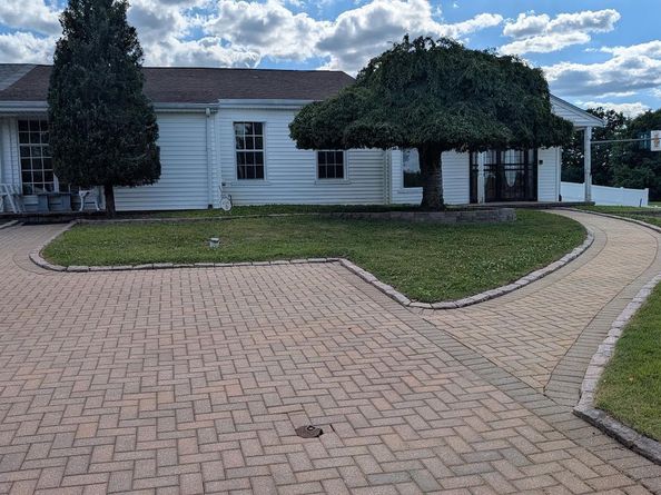 2948 Hanita Court, Bensalem PA 19020