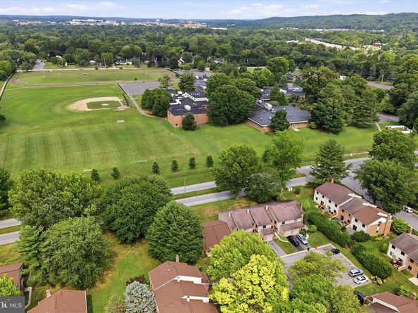 203 Camsten Court, Chesterbrook PA 19087