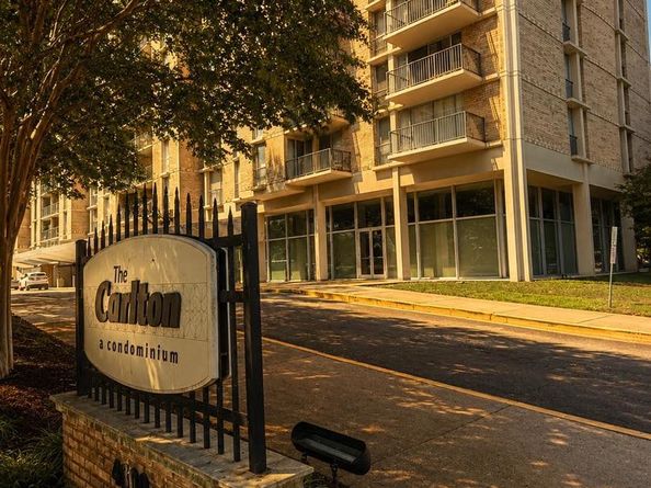 4600 S Four Mile Run Drive 1042, Arlington VA 22204