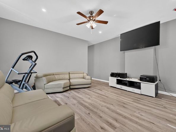 3717 Fairmount Avenue, Philadelphia PA 19104