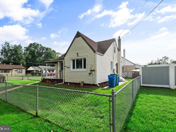 512 Grant Avenue, Croydon PA 19021
