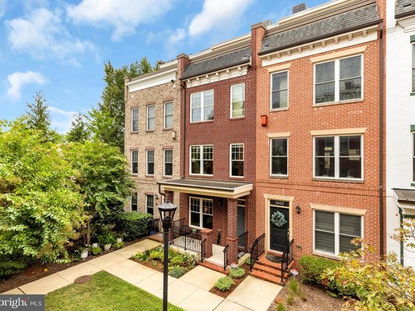 3059 Chancellor's Way NE, Washington DC 20017