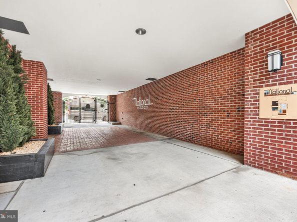 130 N 2nd Street 4E2, Philadelphia PA 19106