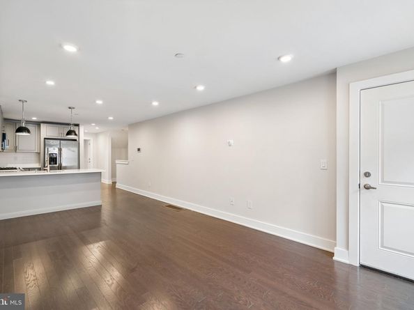 970 N Marshall Street 7, Philadelphia PA 19123