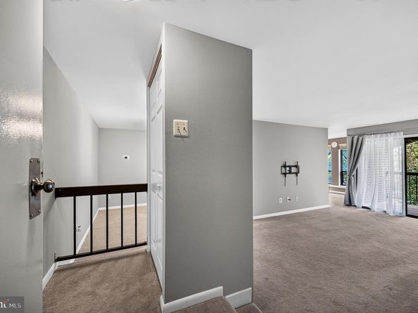 11252 Chestnut Grove Square 248, Reston VA 20190