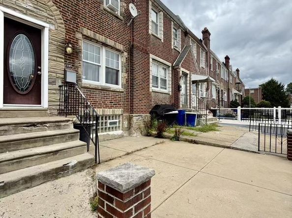 239 Higbee Street, Philadelphia PA 19111