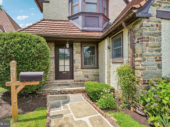 12 Windsor Circle, Springfield PA 19064