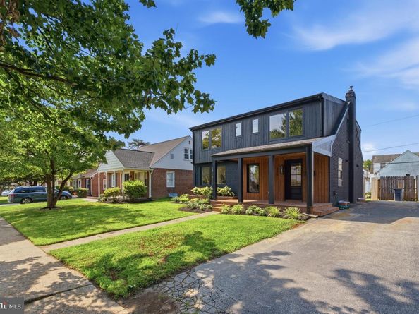 1348 Harrington Road, Havertown PA 19083