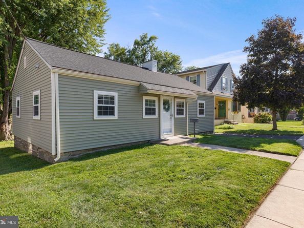 16 Haws Lane, Flourtown PA 19031