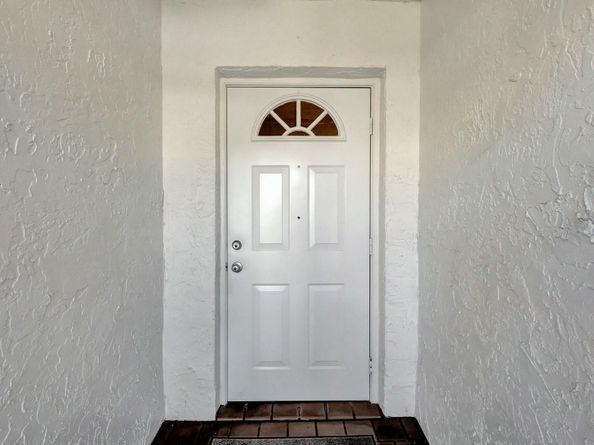 3893 Dafilee Circle, West Palm Beach FL 33417