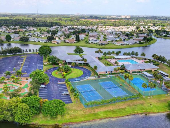 3893 Dafilee Circle, West Palm Beach FL 33417