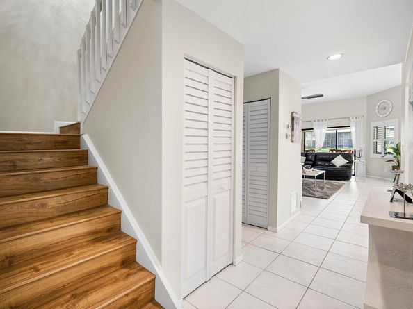 5285 Monterey Circle E, Delray Beach FL 33484