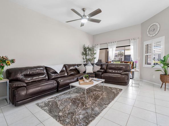 5285 Monterey Circle E, Delray Beach FL 33484