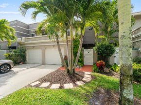 5285 Monterey Circle E, Delray Beach FL 33484