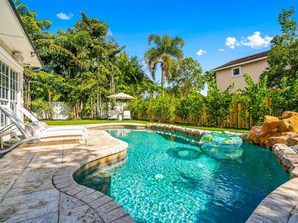 710 NE 16th Ave, Fort Lauderdale FL 33304