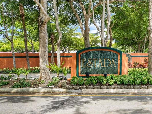 6104 Belleza Lane, Boca Raton FL 33433